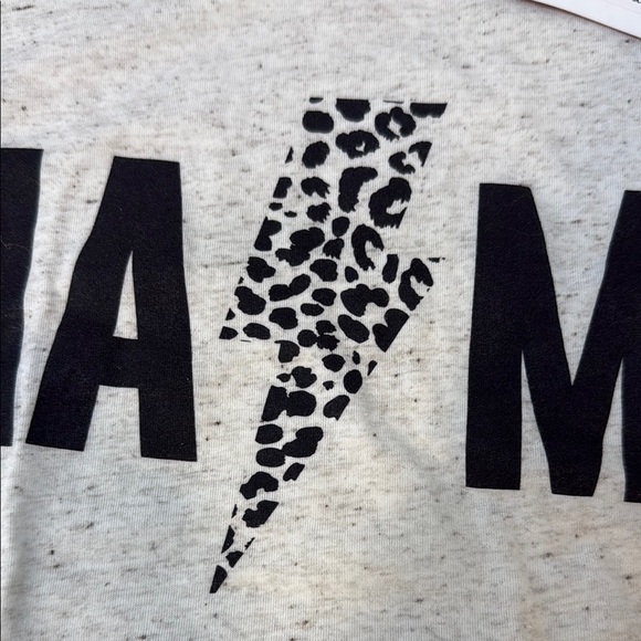 Mama w/ Lighting Bolt Graphic T-Shirt - Cream colored, Woman’s Medium, NWT - Picture 2 of 12